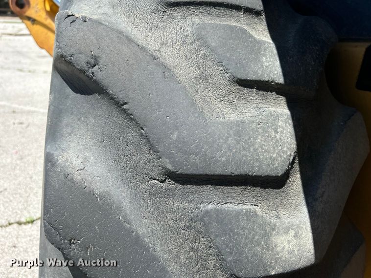 image for item EG0391 1998 John Deere 310SE backhoe