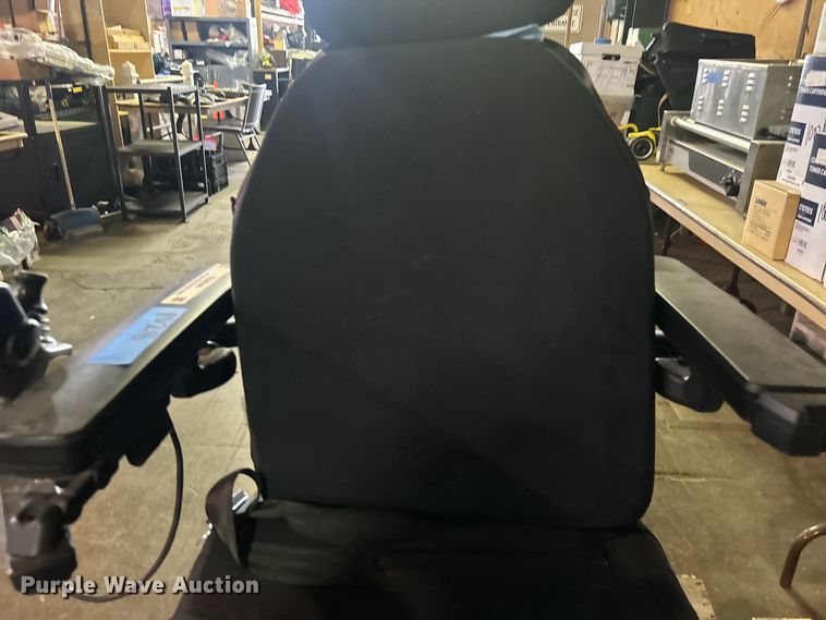 image for item EG0396 Quantum Edge 2.0 powered wheelchair