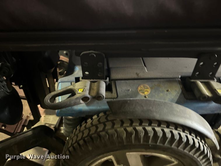 image for item EG0396 Quantum Edge 2.0 powered wheelchair