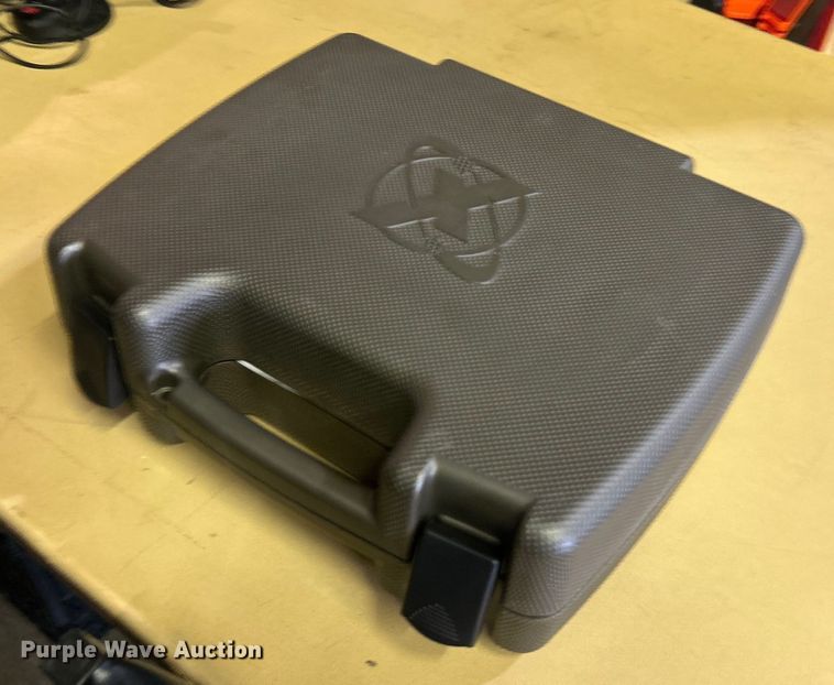 image for item EG0413 AutoXray 6000 EZ-Scan OBD II scanner