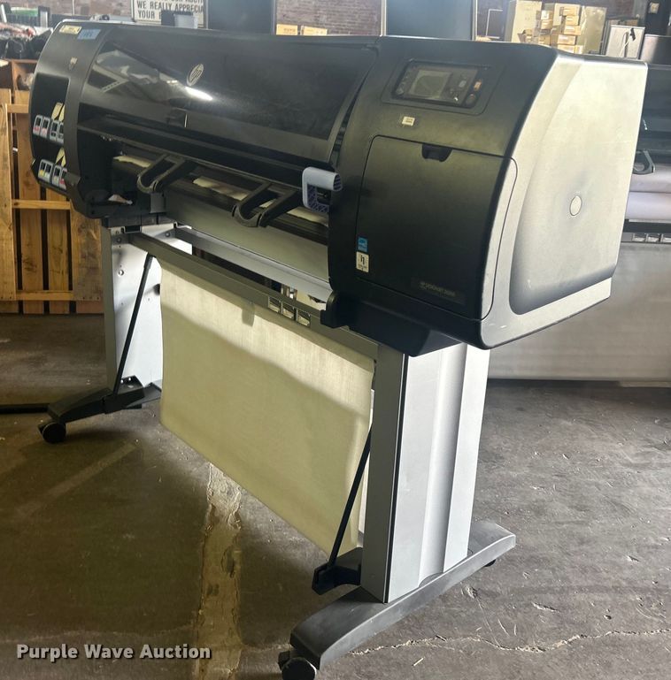 image for item EG0416 HP DesignJet Z6200 printer