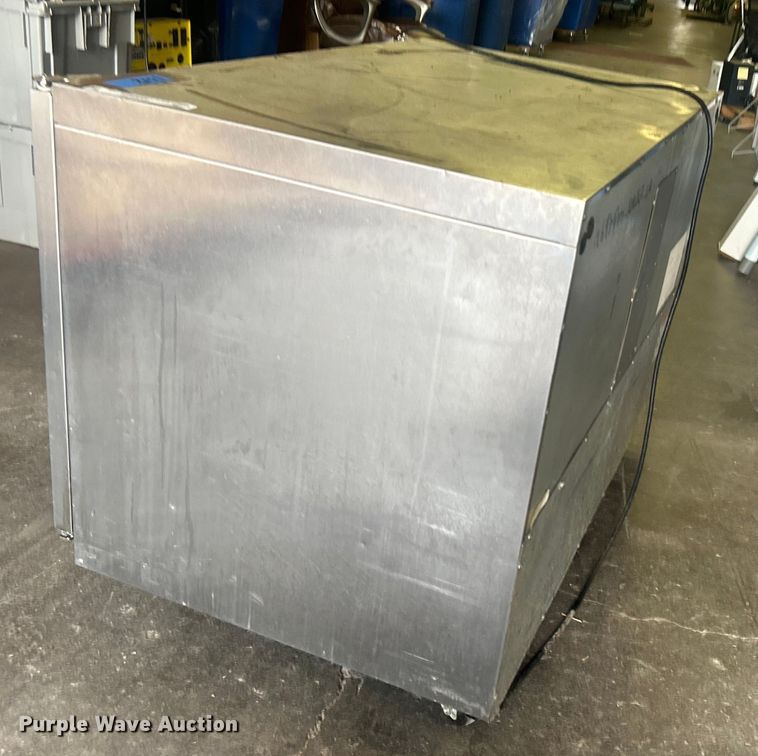 image for item EG0418 Traulsen UHT48-LR refrigerator