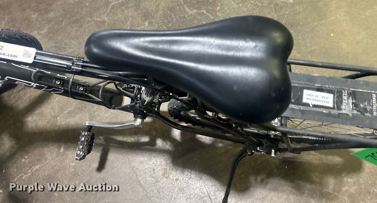 image for item EG0422 Trek SLR Alpha Super Light bicycle