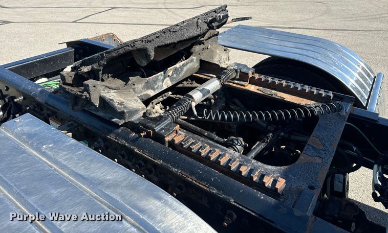 image for item EH6762 2007 Freightliner Columbia semi truck