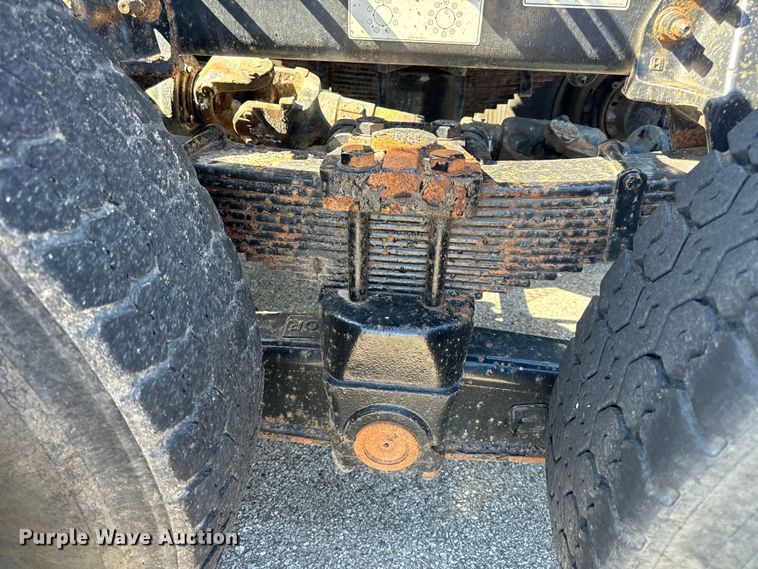 image for item EH6762 2007 Freightliner Columbia semi truck