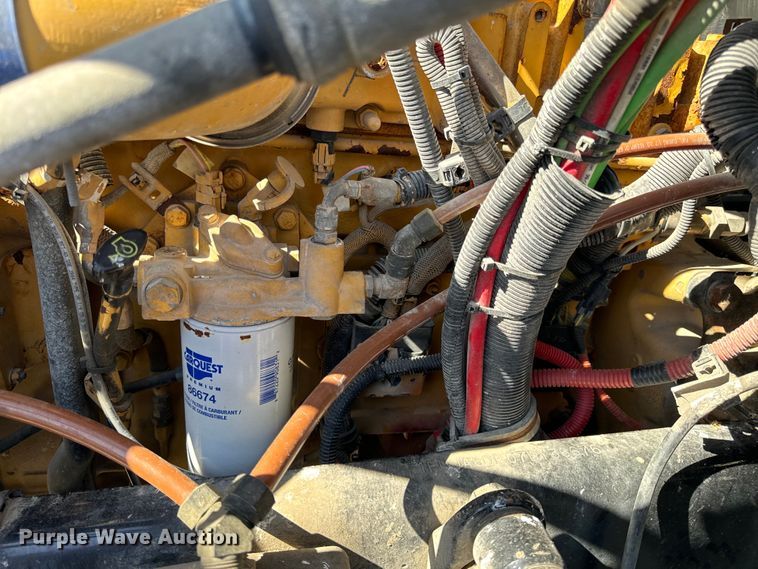 image for item EH6762 2007 Freightliner Columbia semi truck