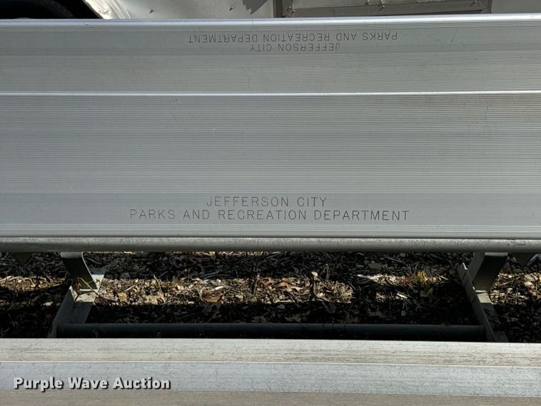 image for item EH6771 (5) aluminum bleachers