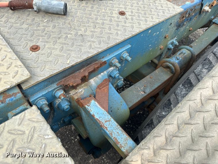 image for item EH6782 1990 Freightliner  FLD120 semi truck