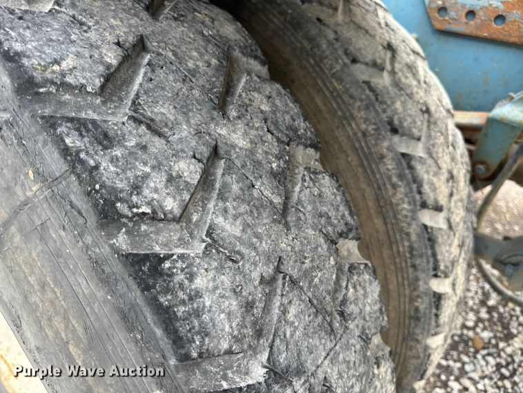 image for item EH6782 1990 Freightliner  FLD120 semi truck