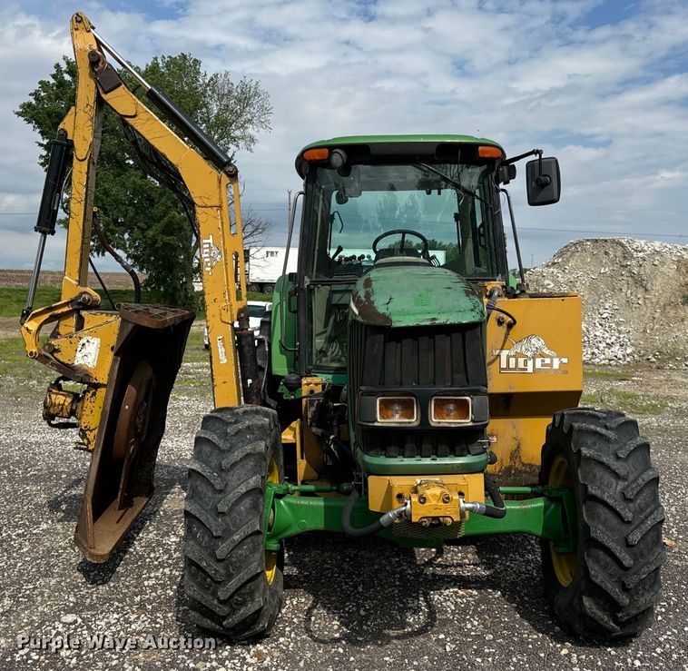 image for item EH6783 2006 John Deere 6615 MFWD tractor