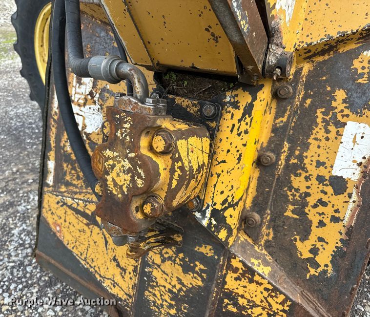 image for item EH6783 2006 John Deere 6615 MFWD tractor