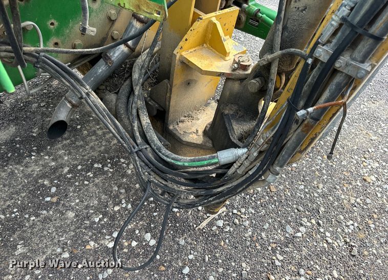 image for item EH6783 2006 John Deere 6615 MFWD tractor