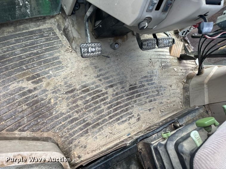 image for item EH6783 2006 John Deere 6615 MFWD tractor