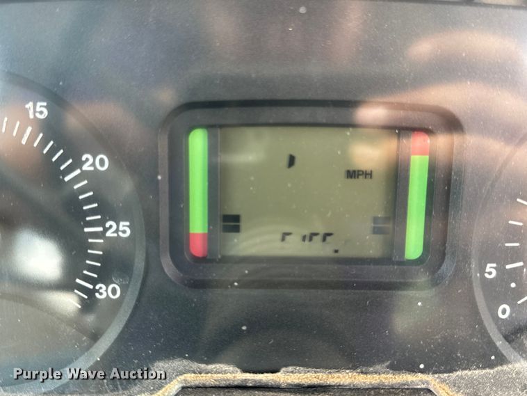 image for item EH6783 2006 John Deere 6615 MFWD tractor