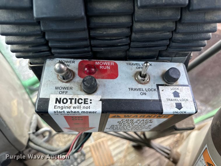 image for item EH6783 2006 John Deere 6615 MFWD tractor