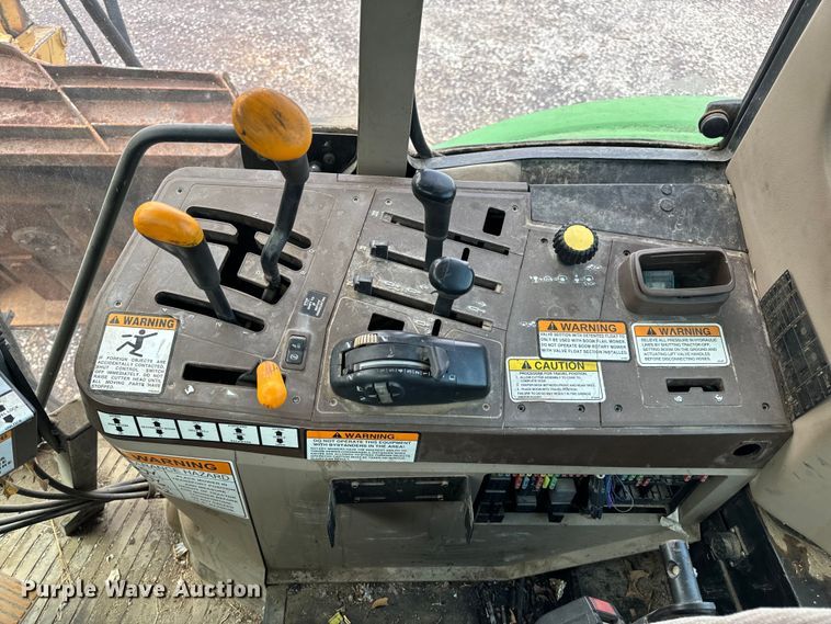 image for item EH6783 2006 John Deere 6615 MFWD tractor