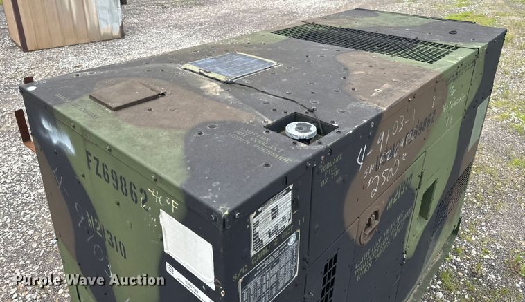 image for item EH6789 1998 Fermont Division MEP-805A generator