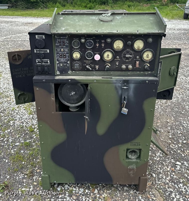 image for item EH6789 1998 Fermont Division MEP-805A generator
