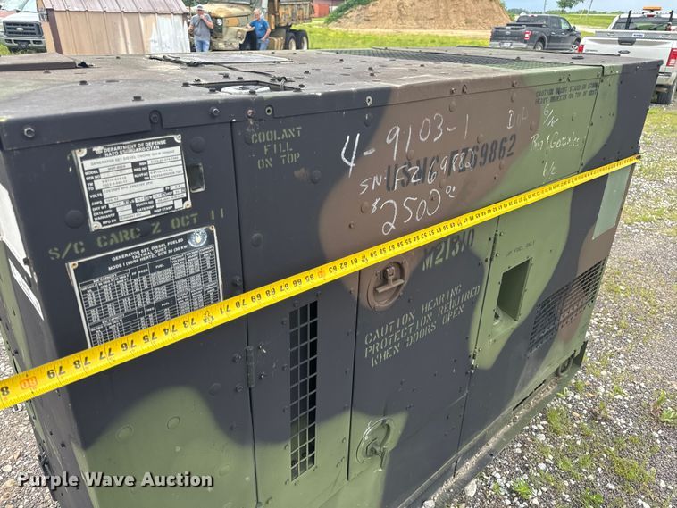 image for item EH6789 1998 Fermont Division MEP-805A generator