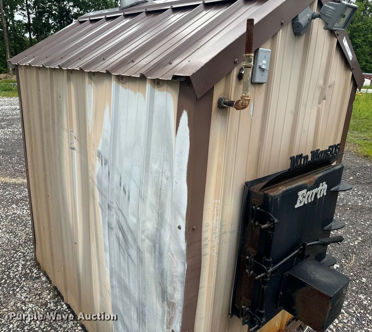image for item EH6790 Earth Mtn. Man 505 wood furnace