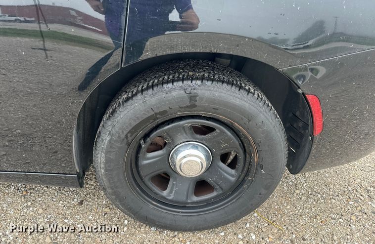 image for item EH6792 2019 Dodge  Charger Police 