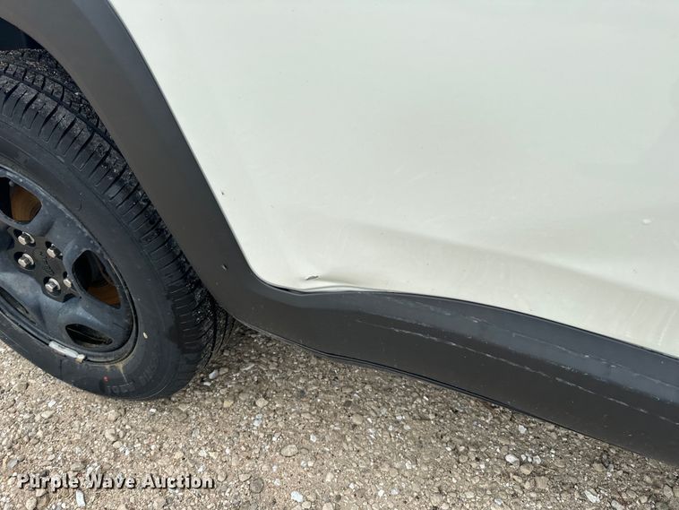 image for item EH6797 2017 Jeep Renegade Sport SUV