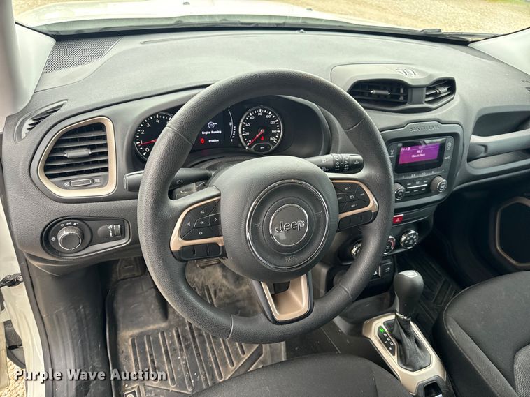 image for item EH6797 2017 Jeep Renegade Sport SUV