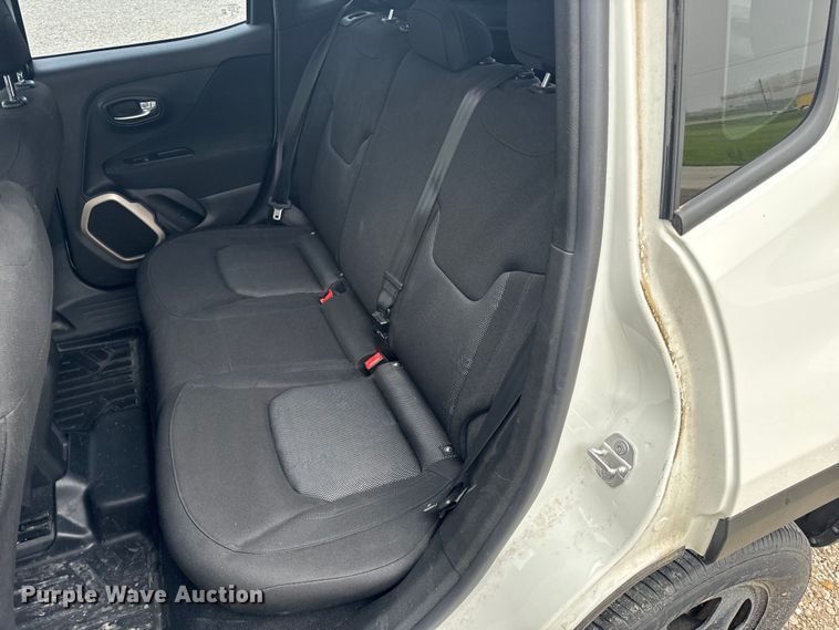 image for item EH6797 2017 Jeep Renegade Sport SUV