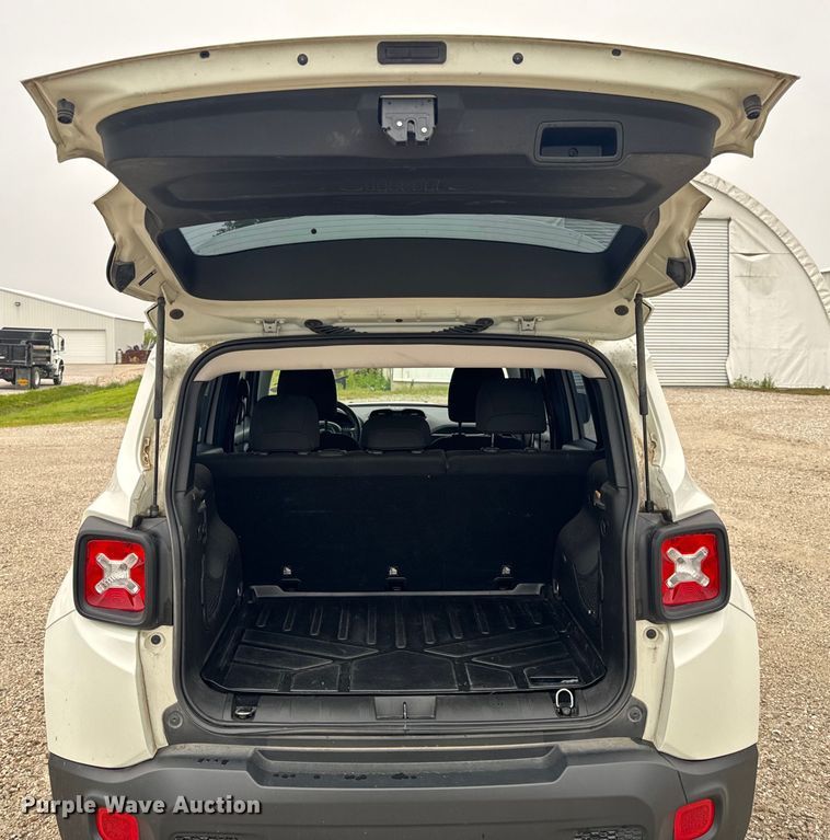 image for item EH6797 2017 Jeep Renegade Sport SUV