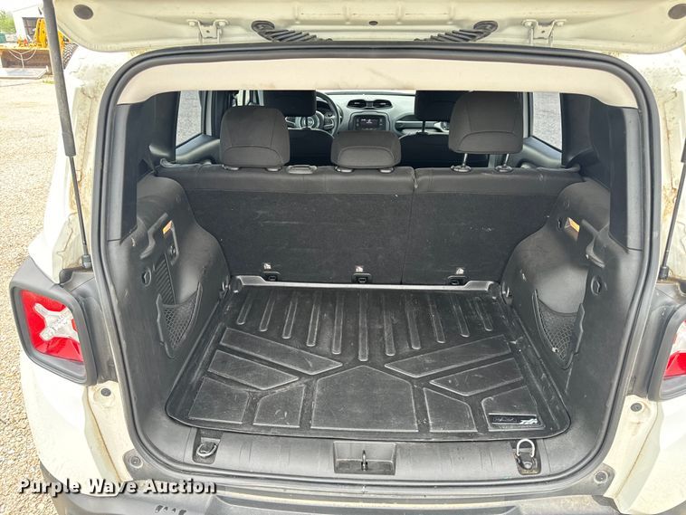 image for item EH6797 2017 Jeep Renegade Sport SUV