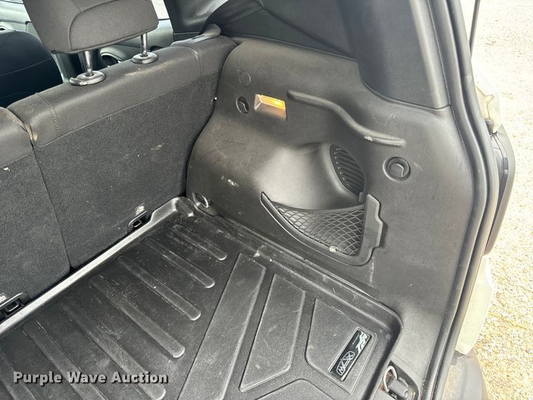 image for item EH6797 2017 Jeep Renegade Sport SUV