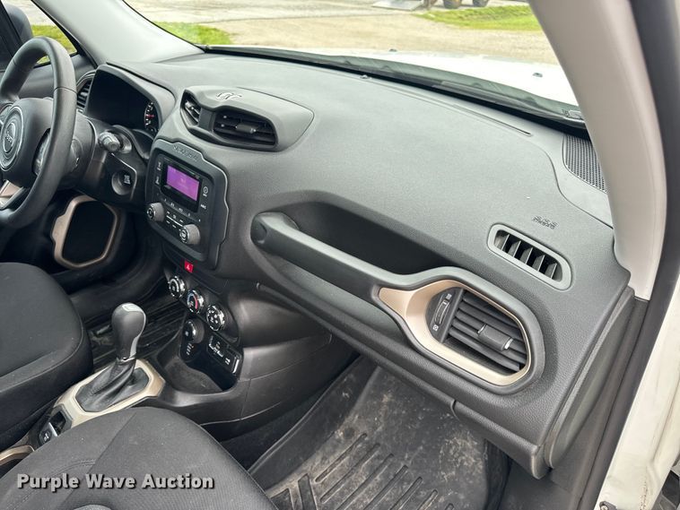 image for item EH6797 2017 Jeep Renegade Sport SUV