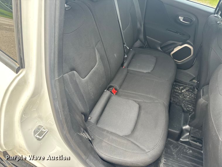 image for item EH6797 2017 Jeep Renegade Sport SUV