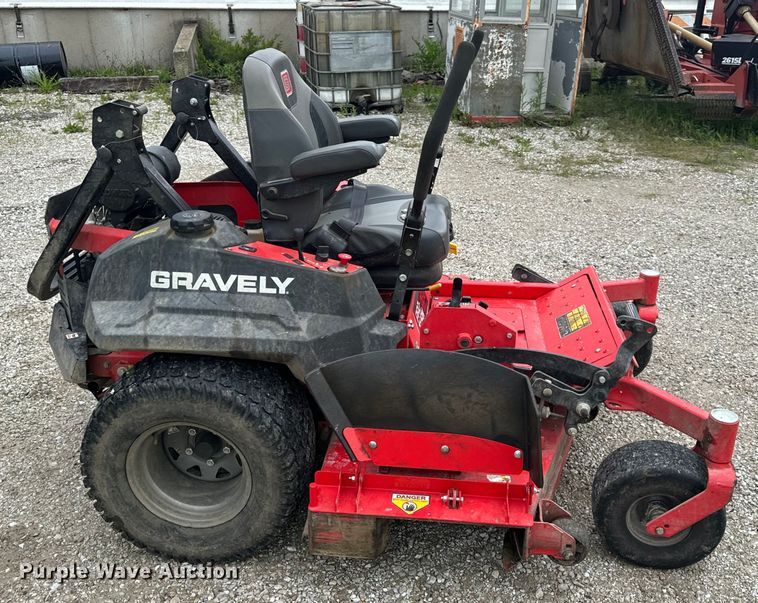 image for item EH6799 2018 Gravely Pro-Turn 460 ZTR lawn mower