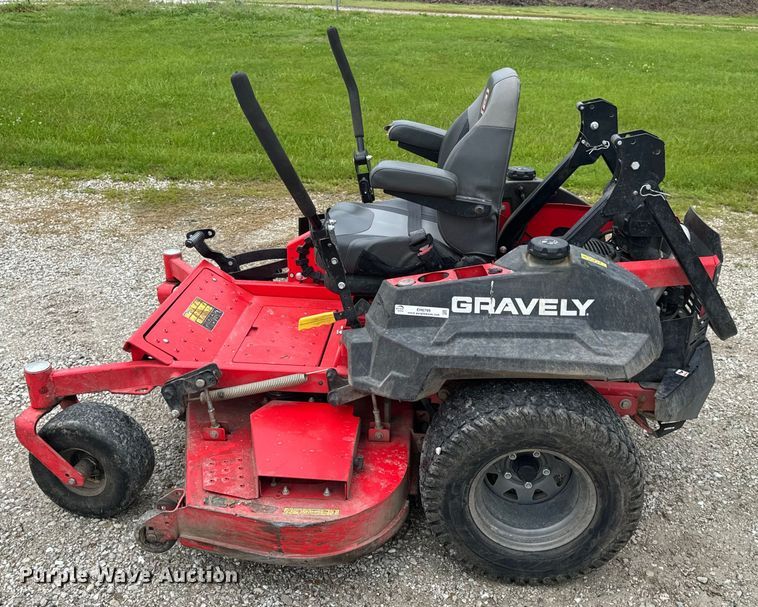 image for item EH6799 2018 Gravely Pro-Turn 460 ZTR lawn mower