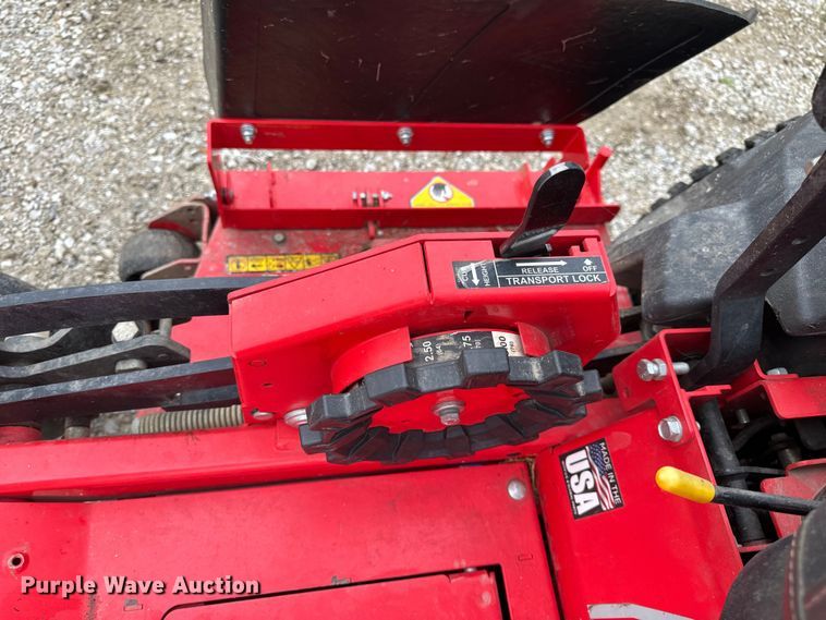 image for item EH6799 2018 Gravely Pro-Turn 460 ZTR lawn mower