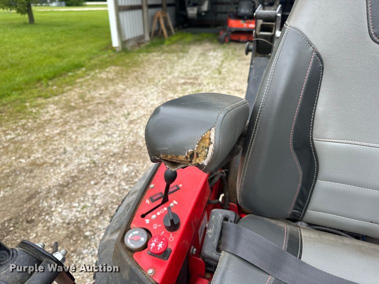 image for item EH6799 2018 Gravely Pro-Turn 460 ZTR lawn mower