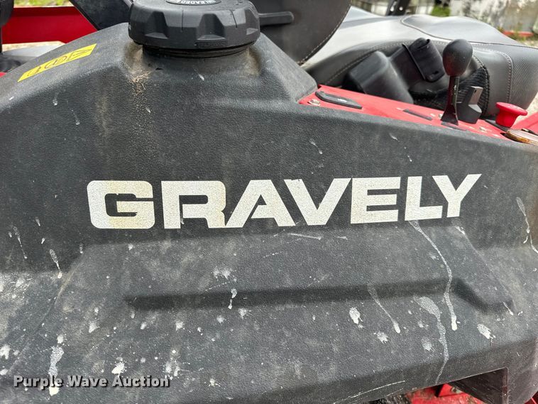 image for item EH6800 2019 Gravely Pro-Turn 472 ZTR lawn mower