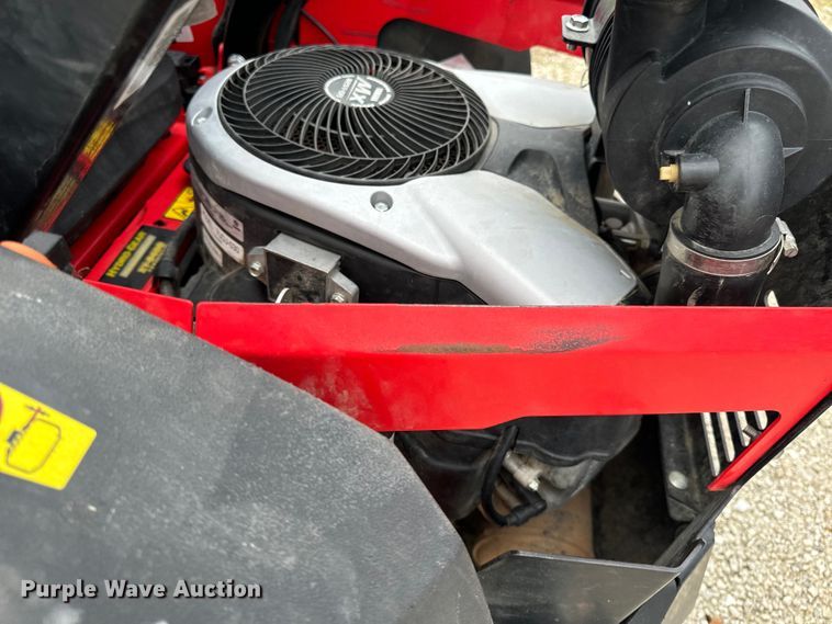 image for item EH6800 2019 Gravely Pro-Turn 472 ZTR lawn mower