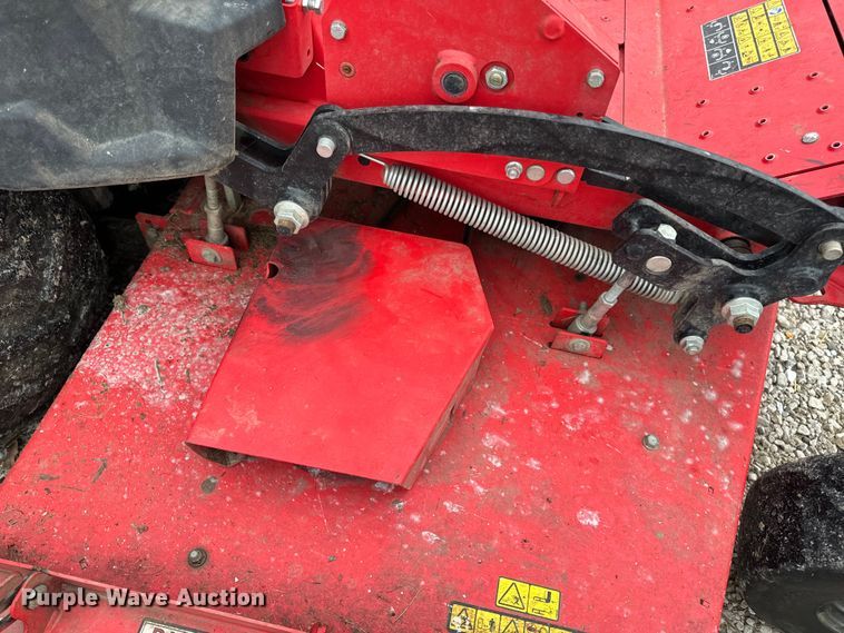 image for item EH6800 2019 Gravely Pro-Turn 472 ZTR lawn mower