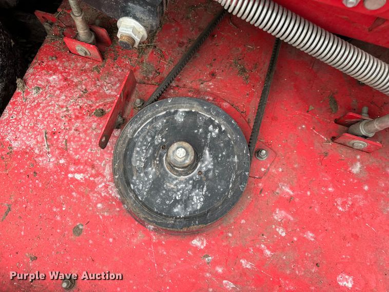 image for item EH6800 2019 Gravely Pro-Turn 472 ZTR lawn mower