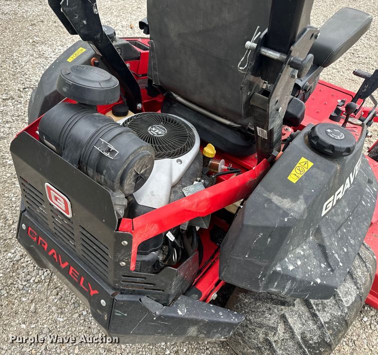 image for item EH6800 2019 Gravely Pro-Turn 472 ZTR lawn mower