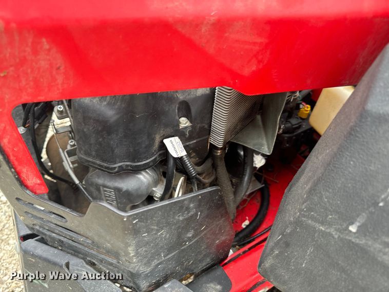 image for item EH6800 2019 Gravely Pro-Turn 472 ZTR lawn mower