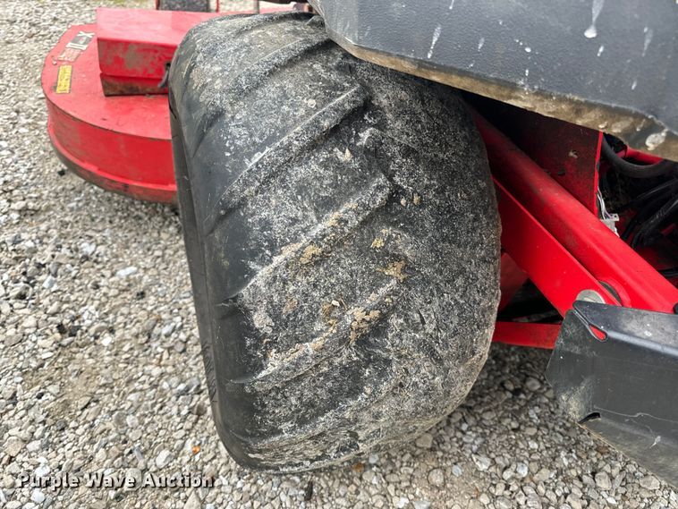 image for item EH6800 2019 Gravely Pro-Turn 472 ZTR lawn mower