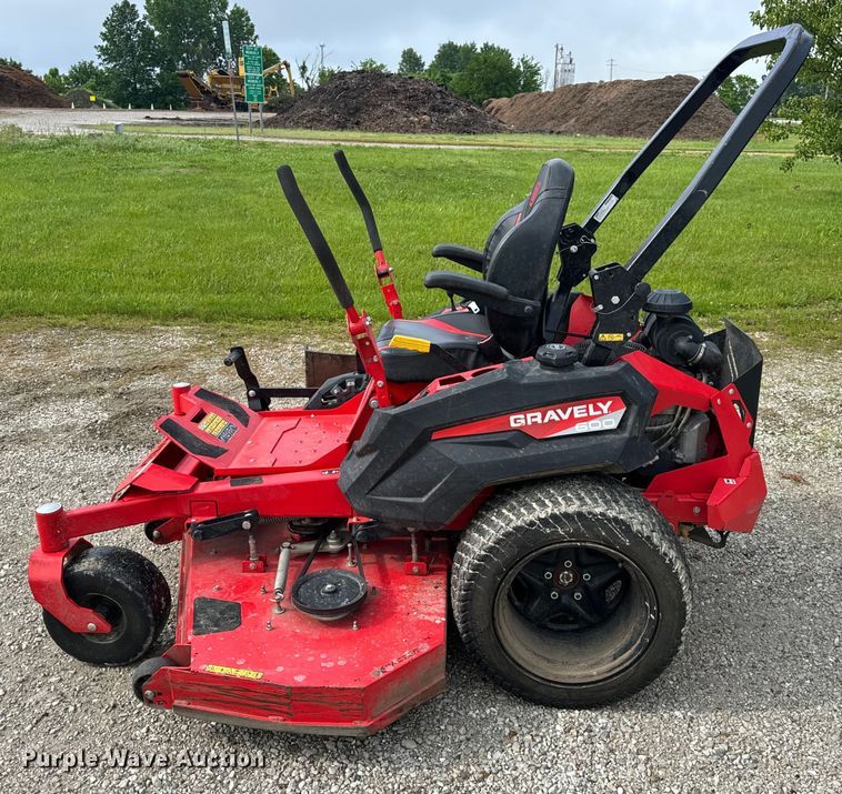 image for item EH6801 Gravely Pro-Turn 672 ZTR lawn mower