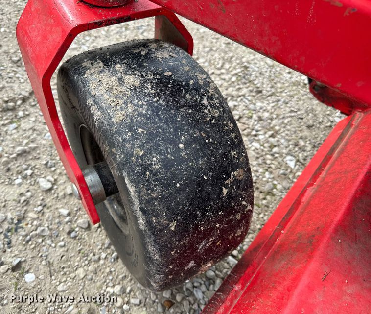 image for item EH6801 Gravely Pro-Turn 672 ZTR lawn mower