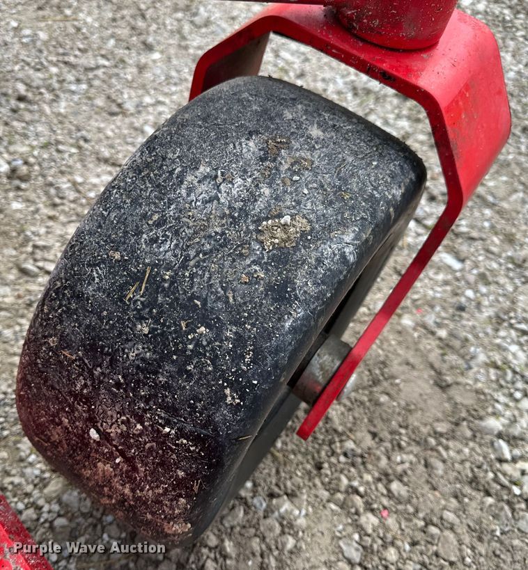 image for item EH6801 Gravely Pro-Turn 672 ZTR lawn mower