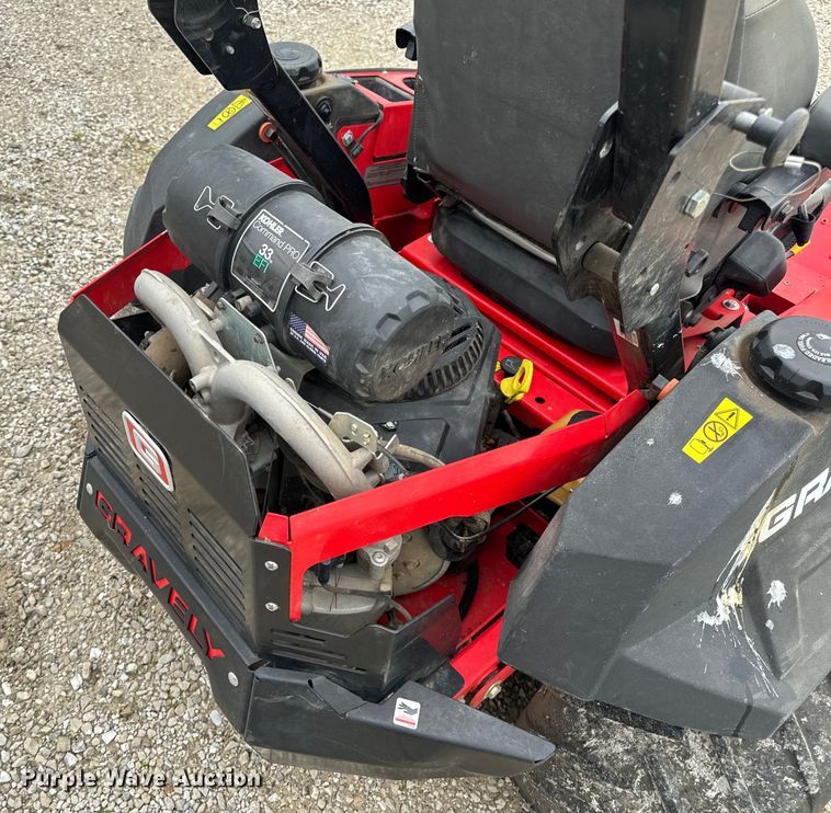 image for item EH6802 Gravely  Pro-Turn 460 ZTR lawn mower