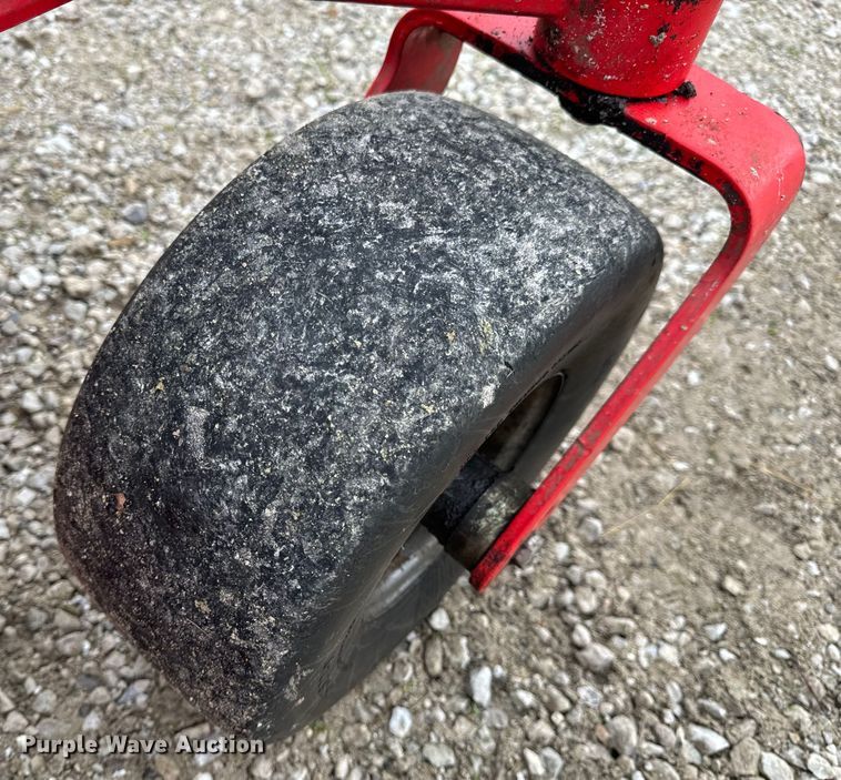 image for item EH6802 Gravely  Pro-Turn 460 ZTR lawn mower