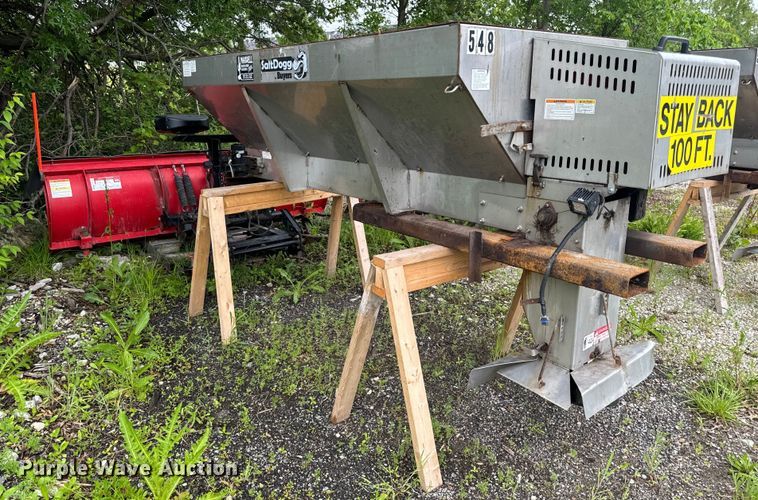 image for item EH6806 SaltDogg spreader